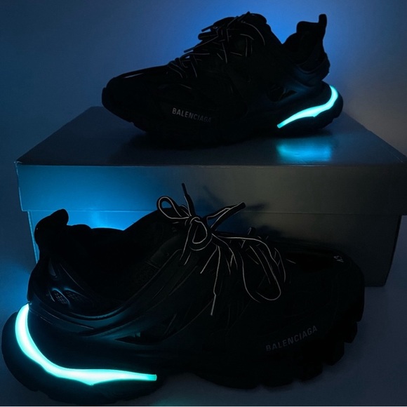 Balenciaga Tracks LED - Picture 13 of 14